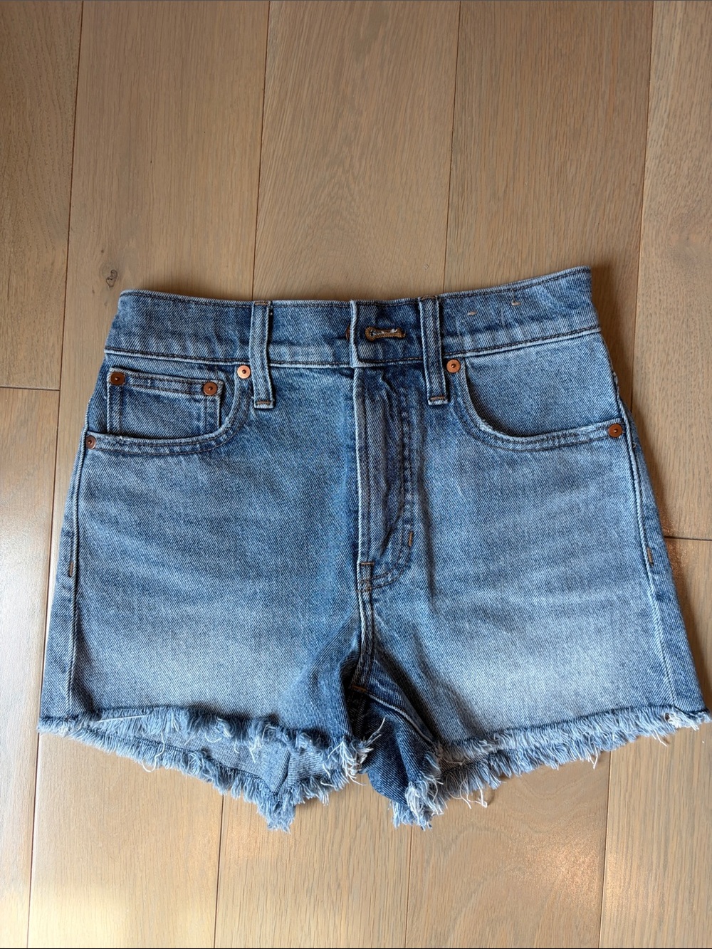 Madewell Frayed Hem High-Waist Shorts - Blue